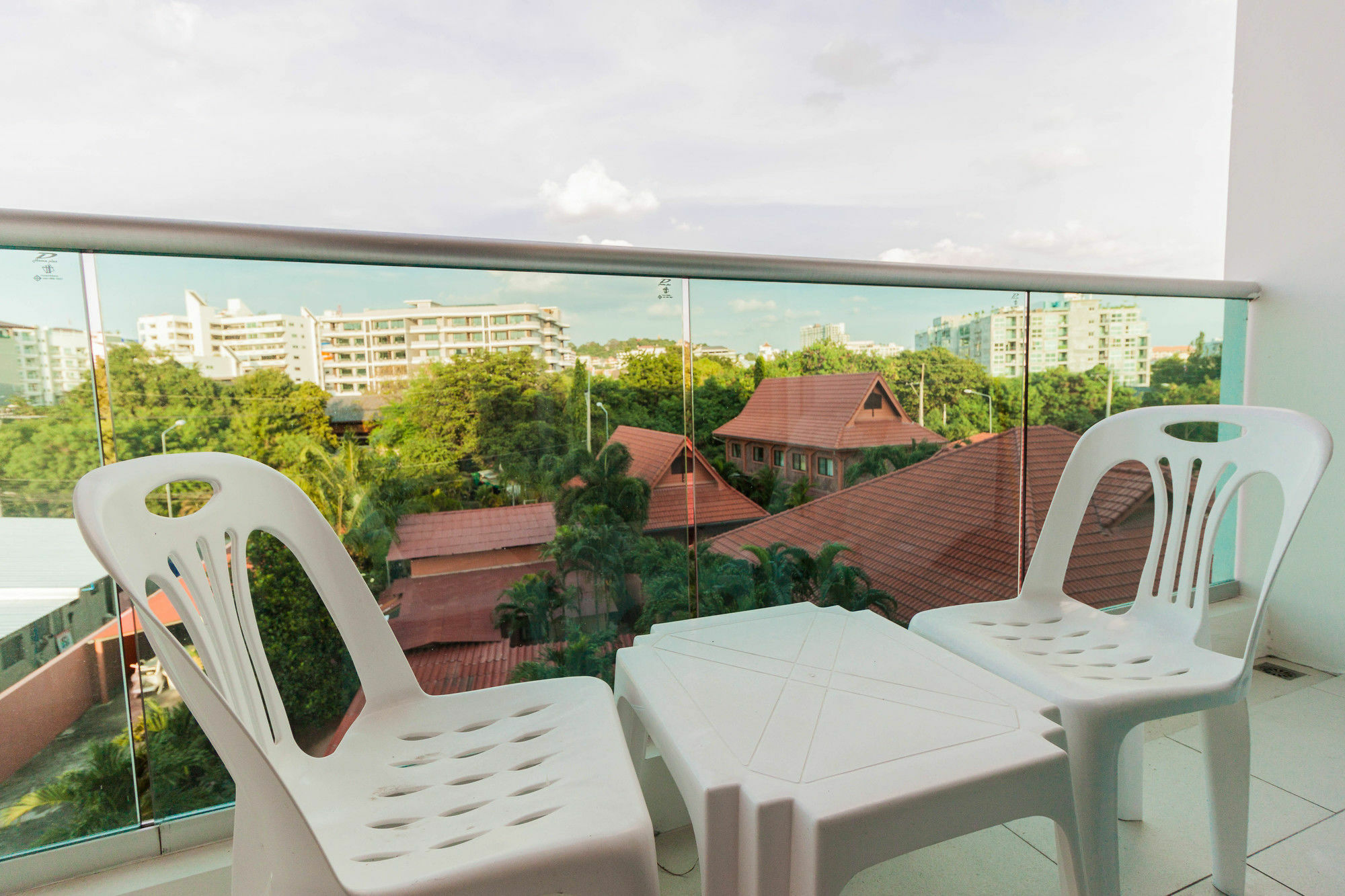 Laguna Bay 1 By Pattaya Sunny Rentals Exterior foto